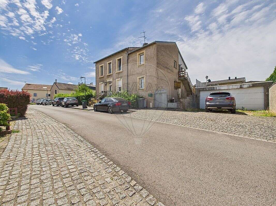 Appartement à HETTANGE-GRANDE