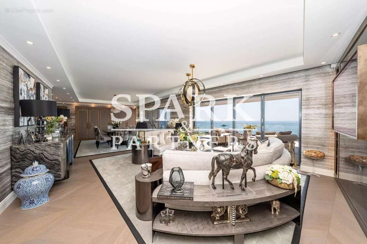 Maison à ROQUEBRUNE-CAP-MARTIN