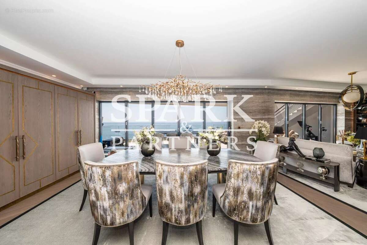 Maison à ROQUEBRUNE-CAP-MARTIN