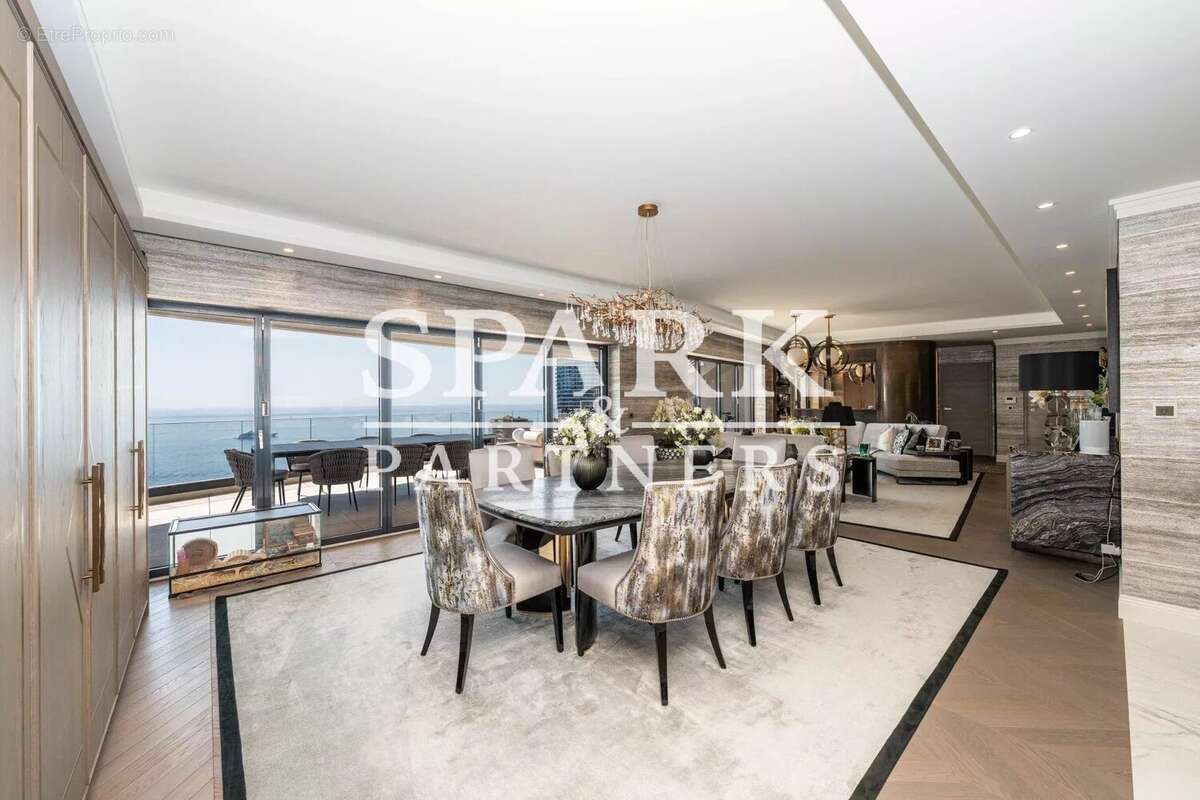 Maison à ROQUEBRUNE-CAP-MARTIN