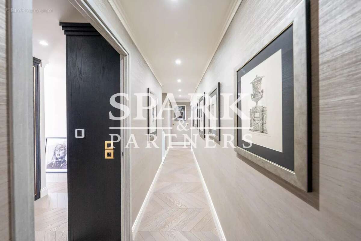 Maison à ROQUEBRUNE-CAP-MARTIN