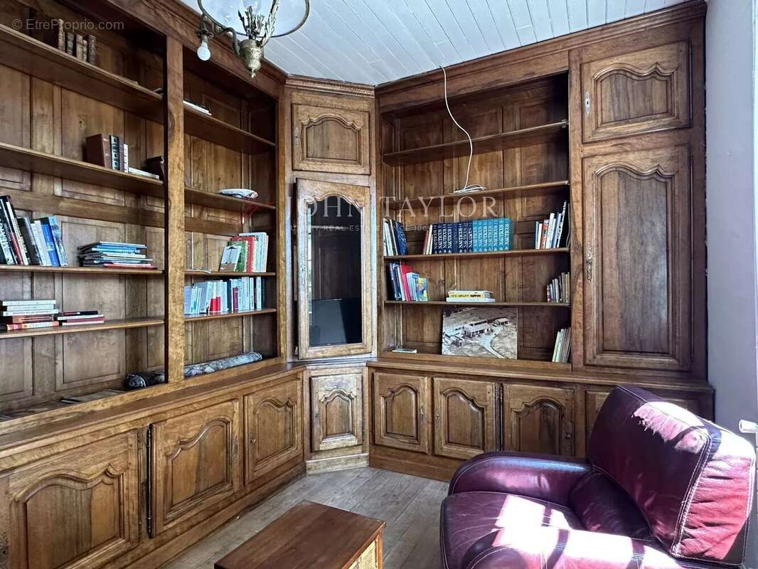 Maison à FONTVIEILLE