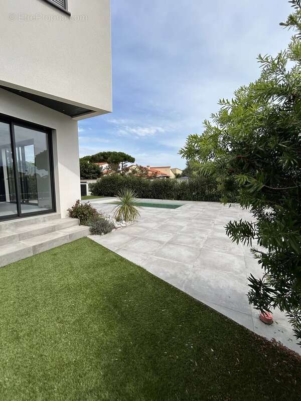 Maison à SAINT-CYPRIEN