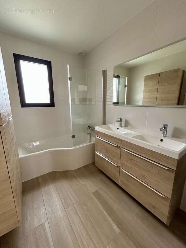 Maison à SAINT-CYPRIEN