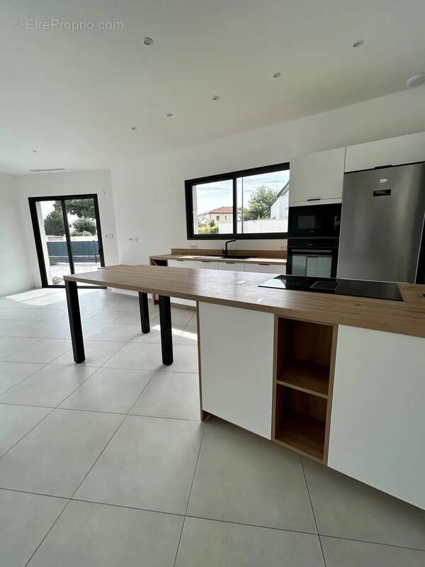 Maison à SAINT-CYPRIEN