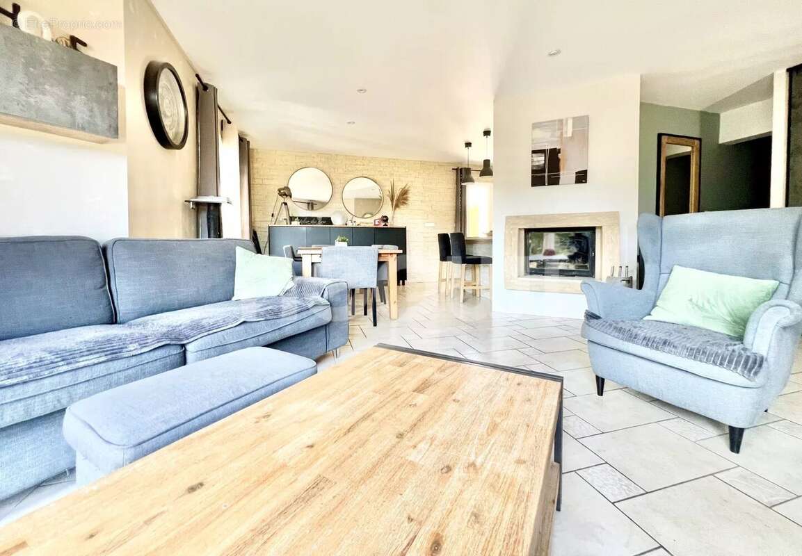 Maison à BUSSIERES-ET-PRUNS