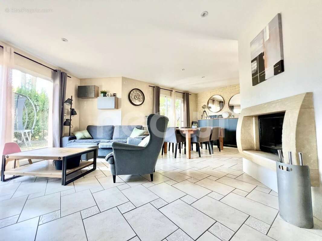 Maison à BUSSIERES-ET-PRUNS