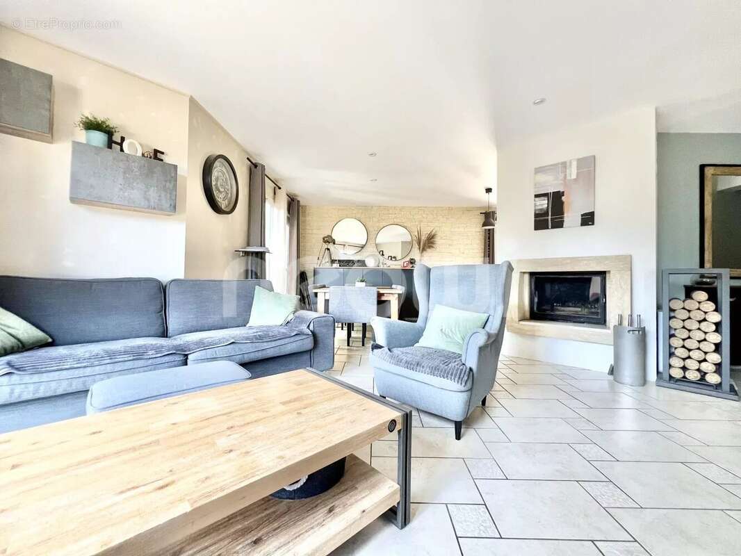 Maison à BUSSIERES-ET-PRUNS