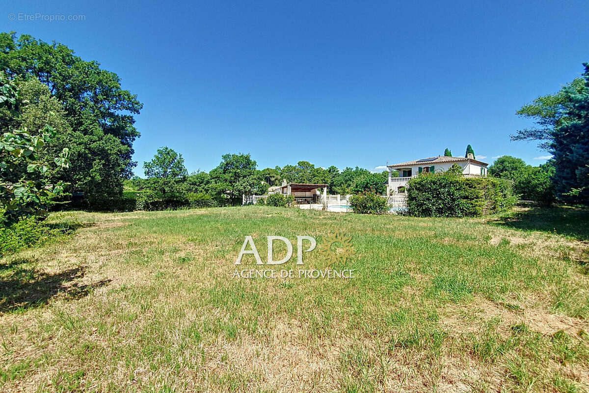 Maison à MONTAUROUX