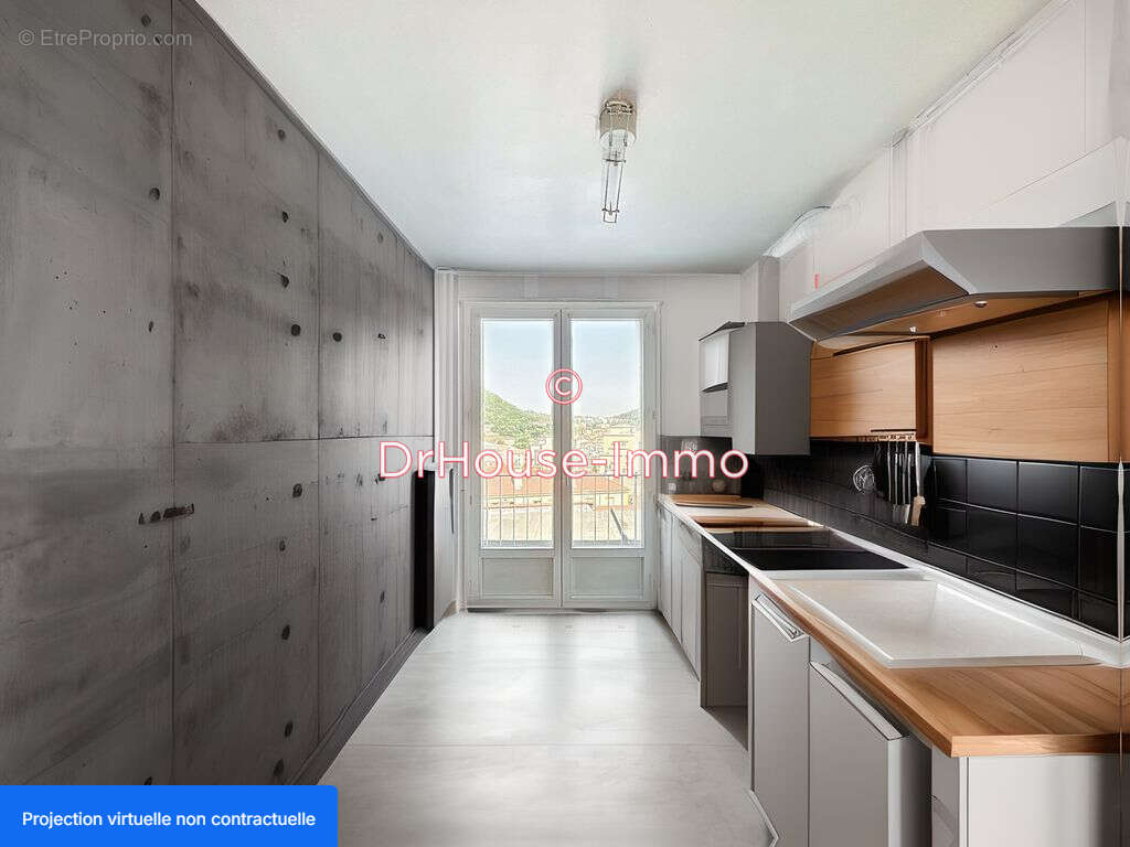 Appartement à SAINT-ETIENNE