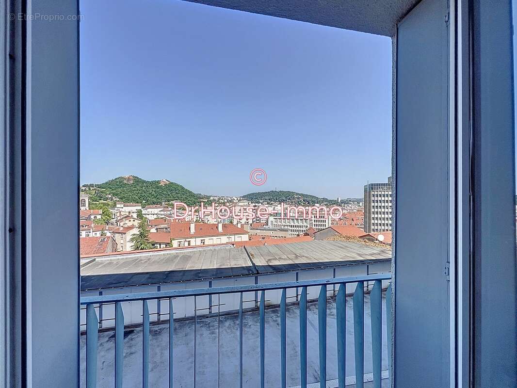 Appartement à SAINT-ETIENNE