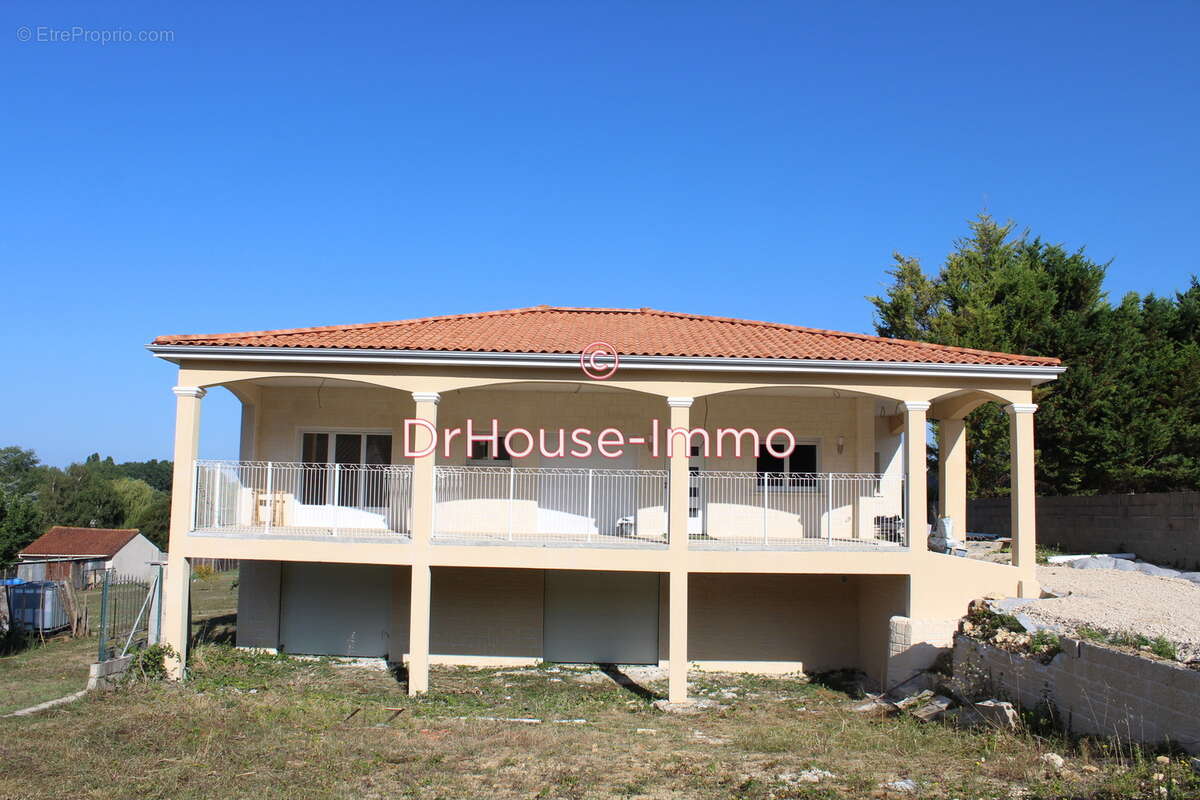 Maison à SAINT-MICHEL