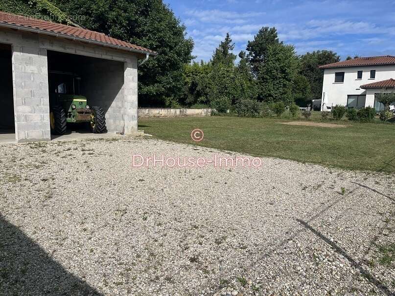 Terrain à BOURG-SAINT-CHRISTOPHE