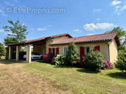 Maison à VILLENEUVE-DE-MARSAN