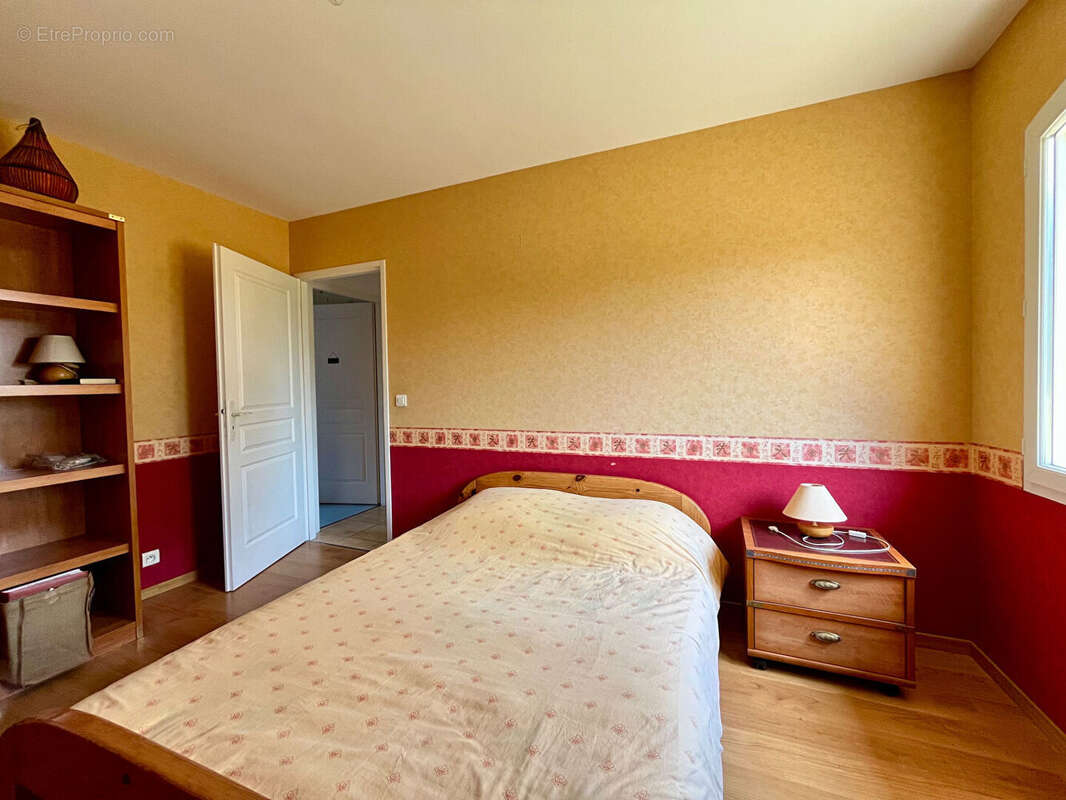 Maison à VILLENEUVE-DE-MARSAN