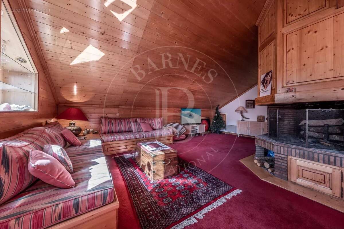 Appartement à LES ALLUES