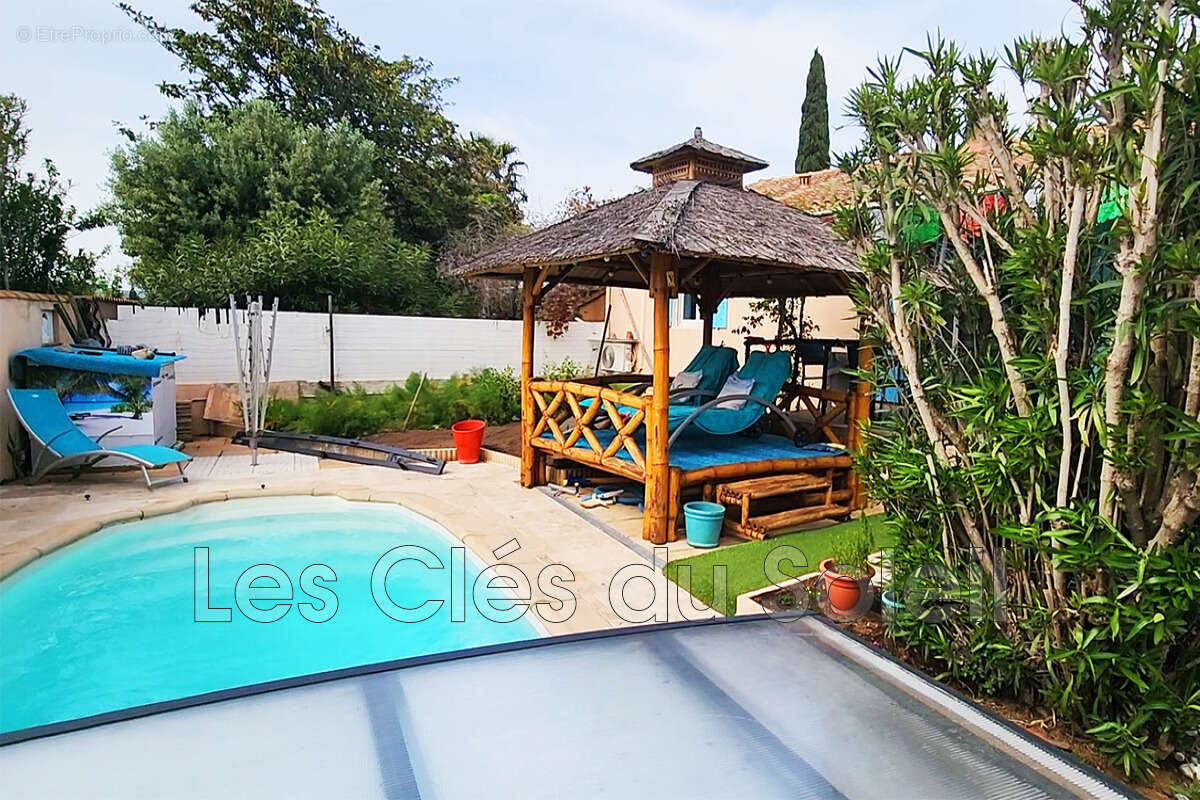 Maison à LA LONDE-LES-MAURES