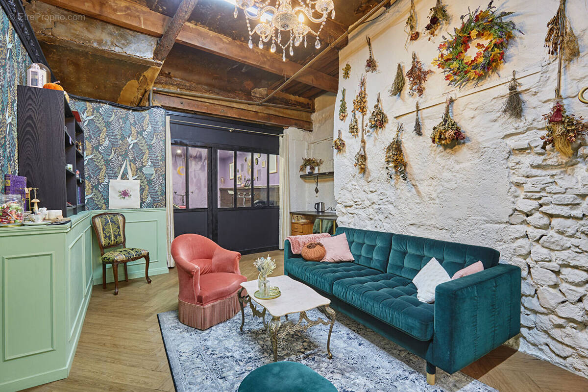 Autre à AIX-EN-PROVENCE