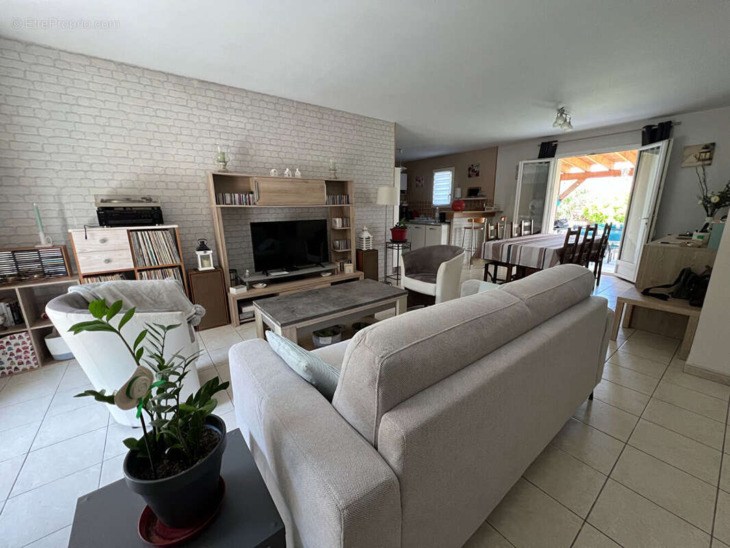 Maison à LA SAUVETAT-SUR-LEDE