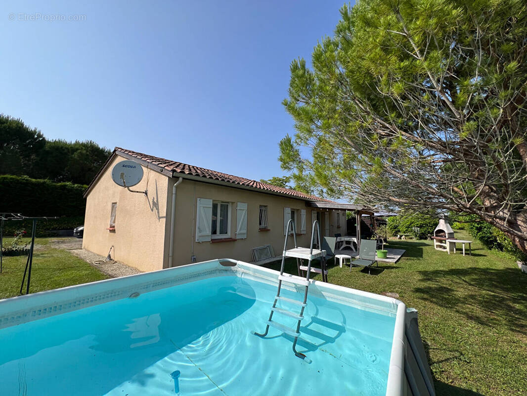 Maison à LA SAUVETAT-SUR-LEDE