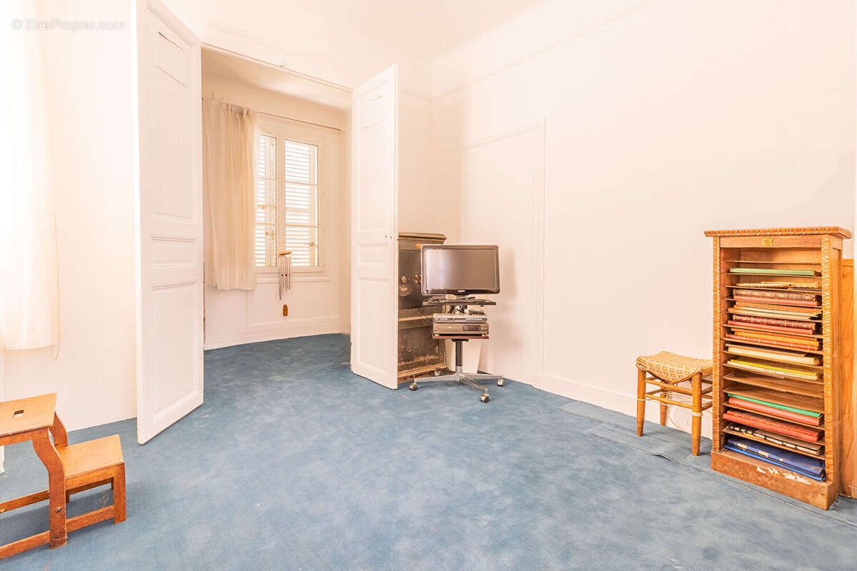 Appartement à VERRIERES-LE-BUISSON