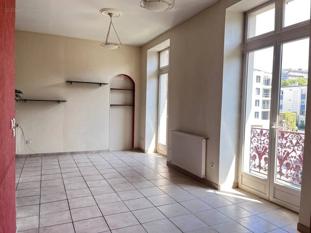 Appartement à AIX-LES-BAINS