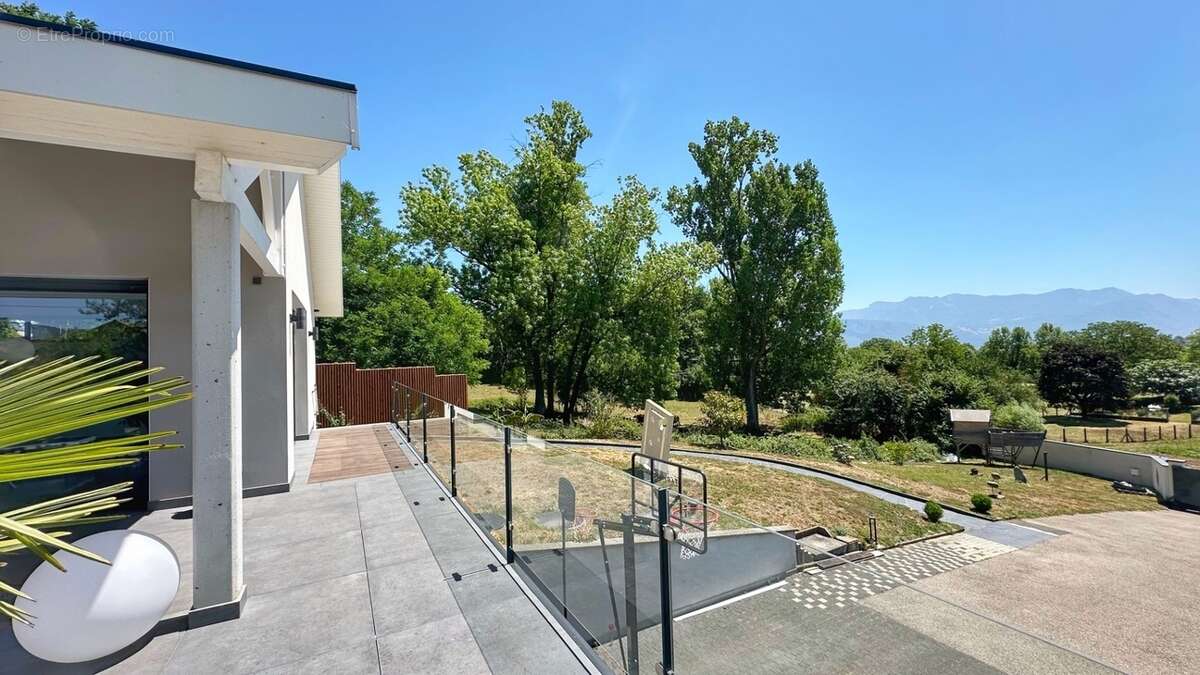 Maison à LA MURETTE