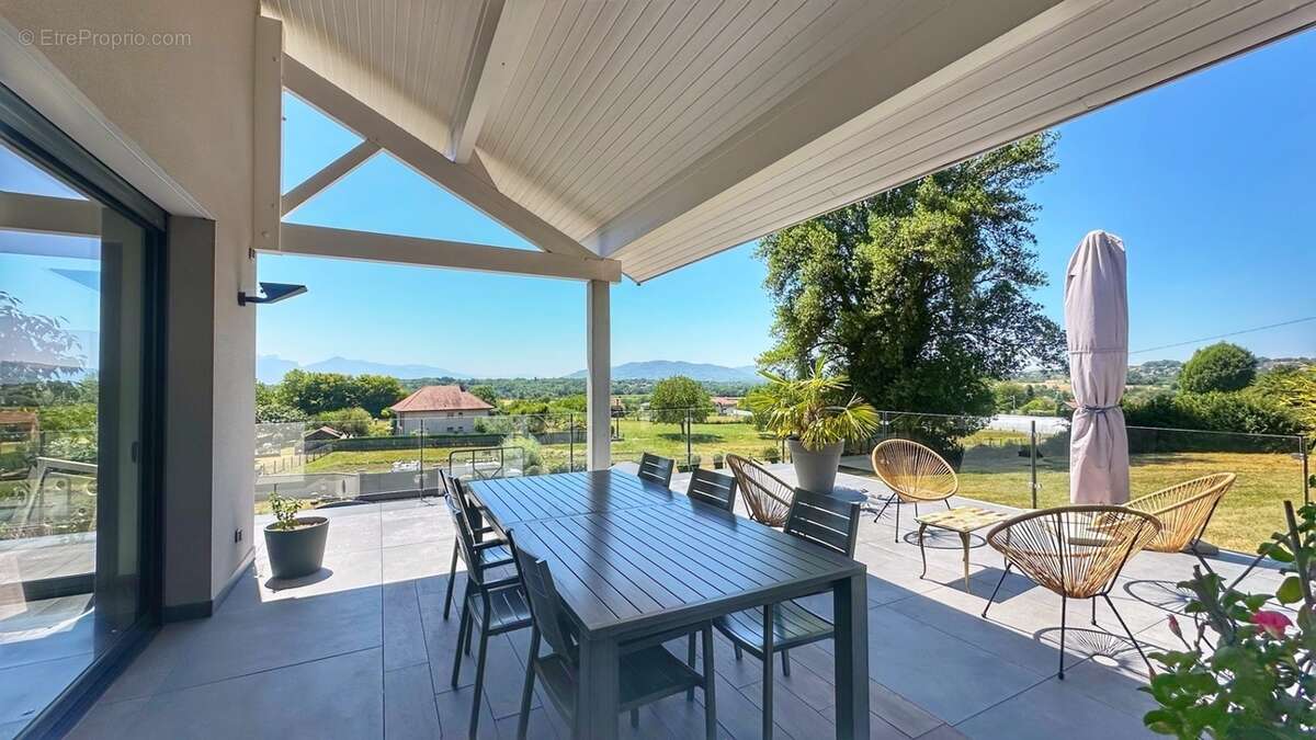 Maison à LA MURETTE