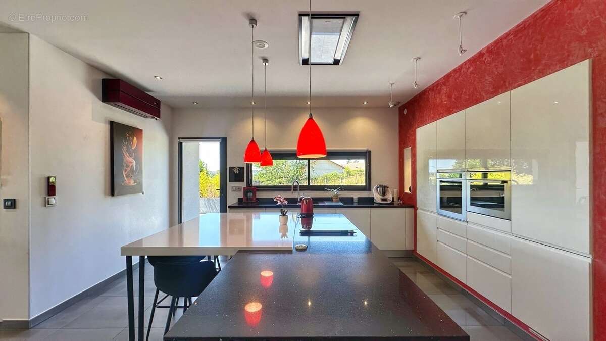 Maison à LA MURETTE