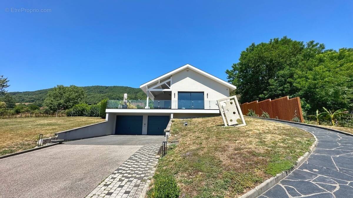 Maison à LA MURETTE