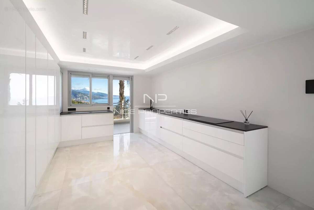 Maison à ROQUEBRUNE-CAP-MARTIN