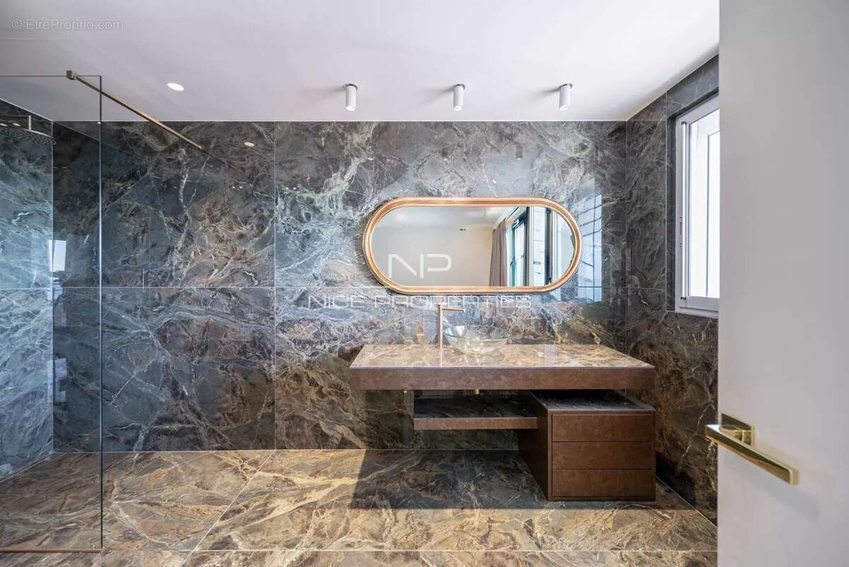 Maison à ROQUEBRUNE-CAP-MARTIN