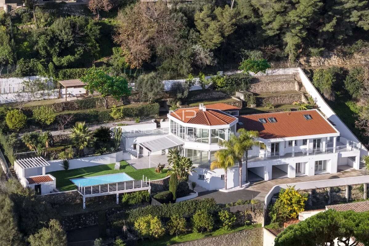 Maison à ROQUEBRUNE-CAP-MARTIN