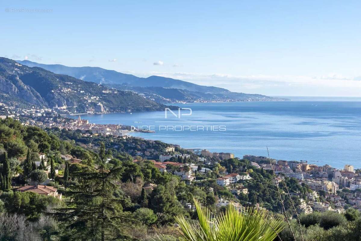 Maison à ROQUEBRUNE-CAP-MARTIN