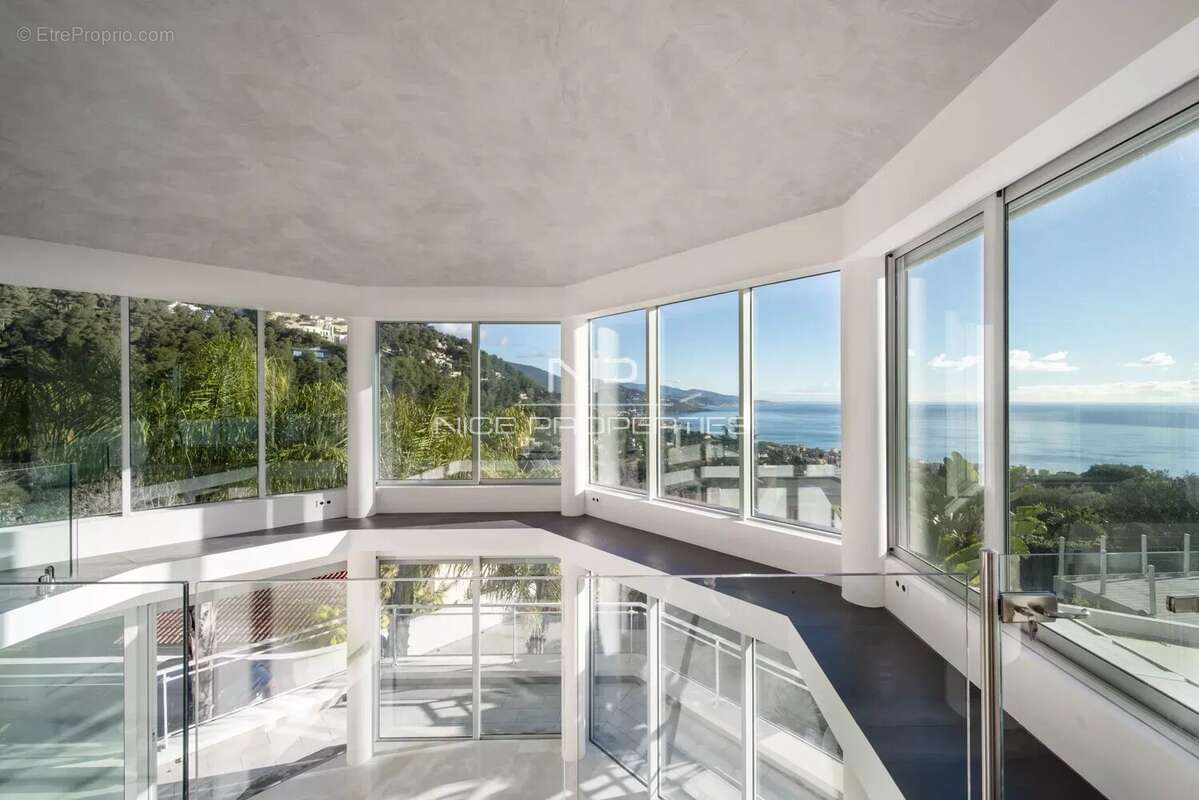 Maison à ROQUEBRUNE-CAP-MARTIN