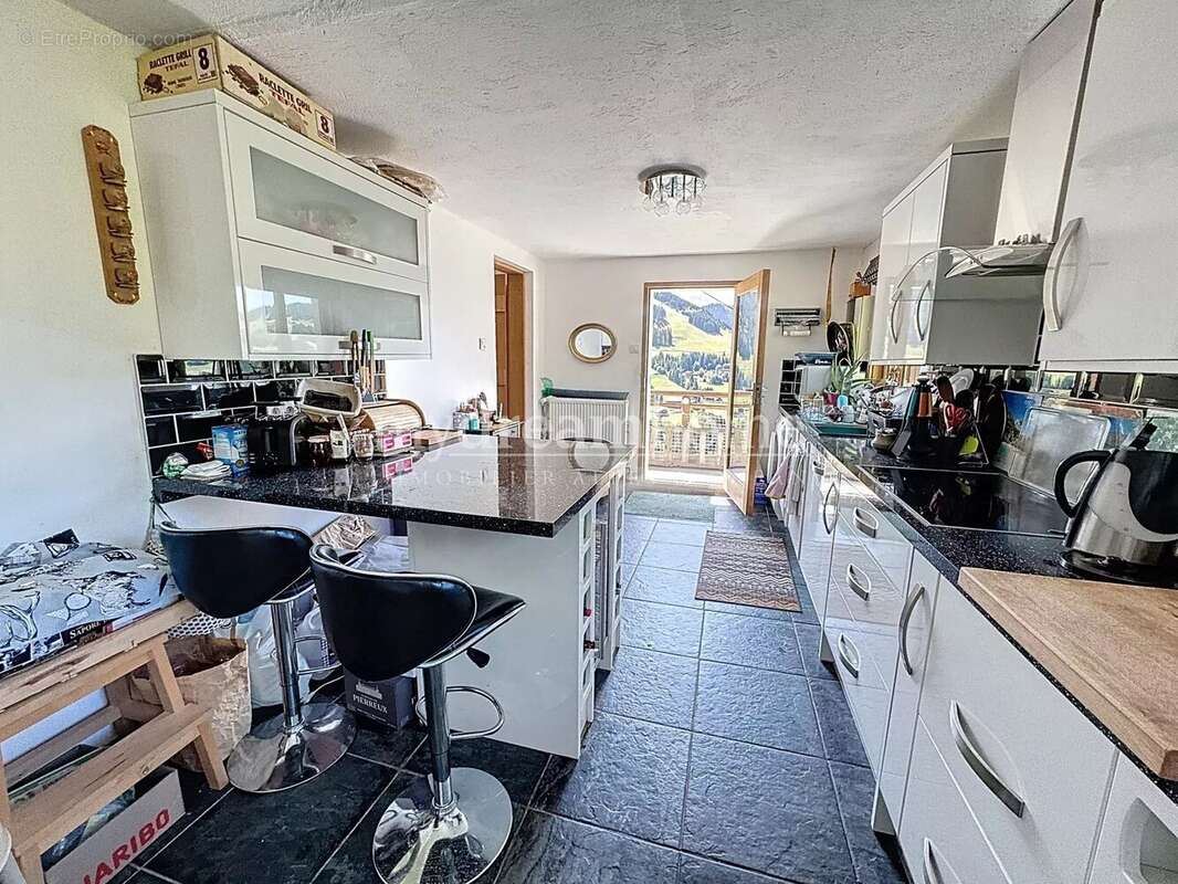 Maison à NOTRE-DAME-DE-BELLECOMBE