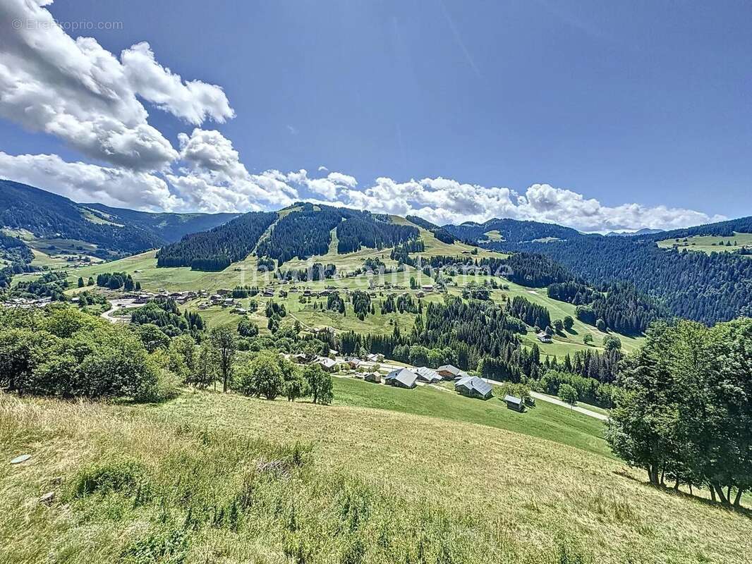 Maison à NOTRE-DAME-DE-BELLECOMBE