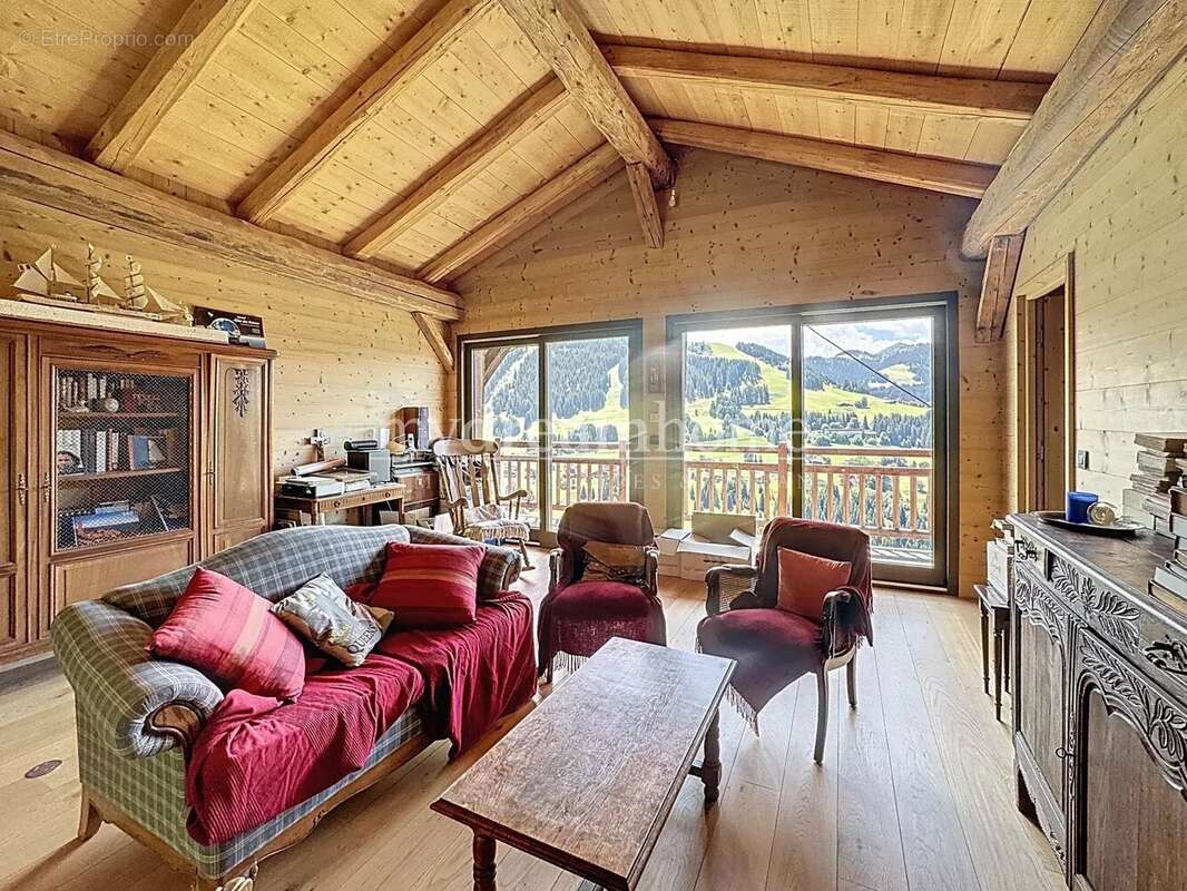 Maison à NOTRE-DAME-DE-BELLECOMBE