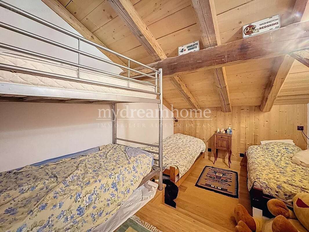 Maison à NOTRE-DAME-DE-BELLECOMBE