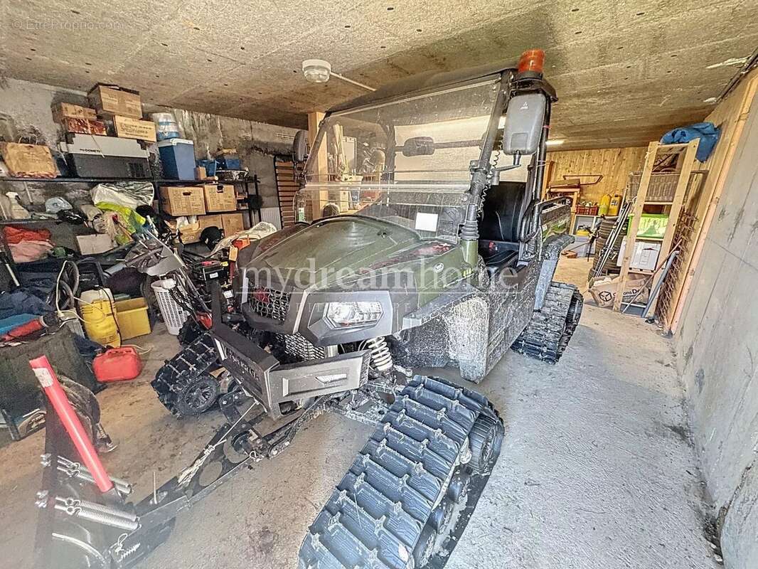 Maison à NOTRE-DAME-DE-BELLECOMBE