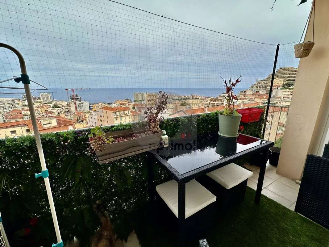 Appartement à BEAUSOLEIL