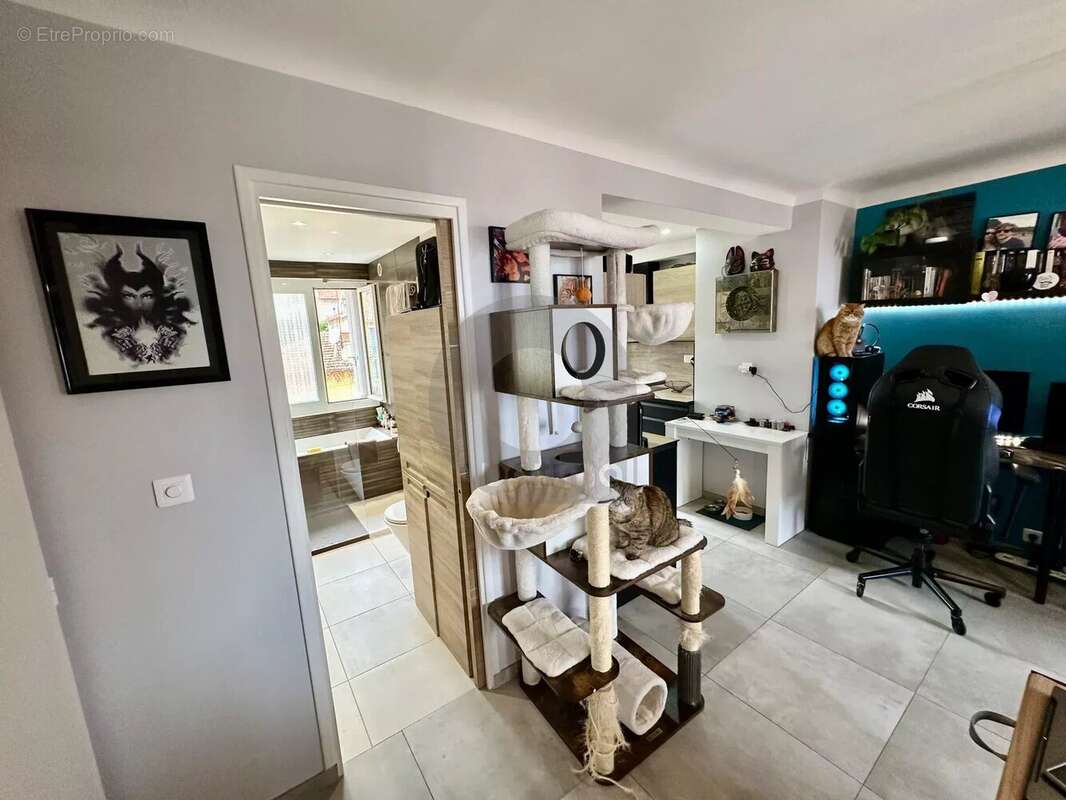 Appartement à BEAUSOLEIL