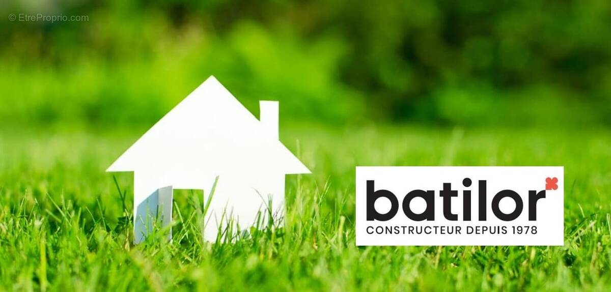 Terrain à SAINT-REMY