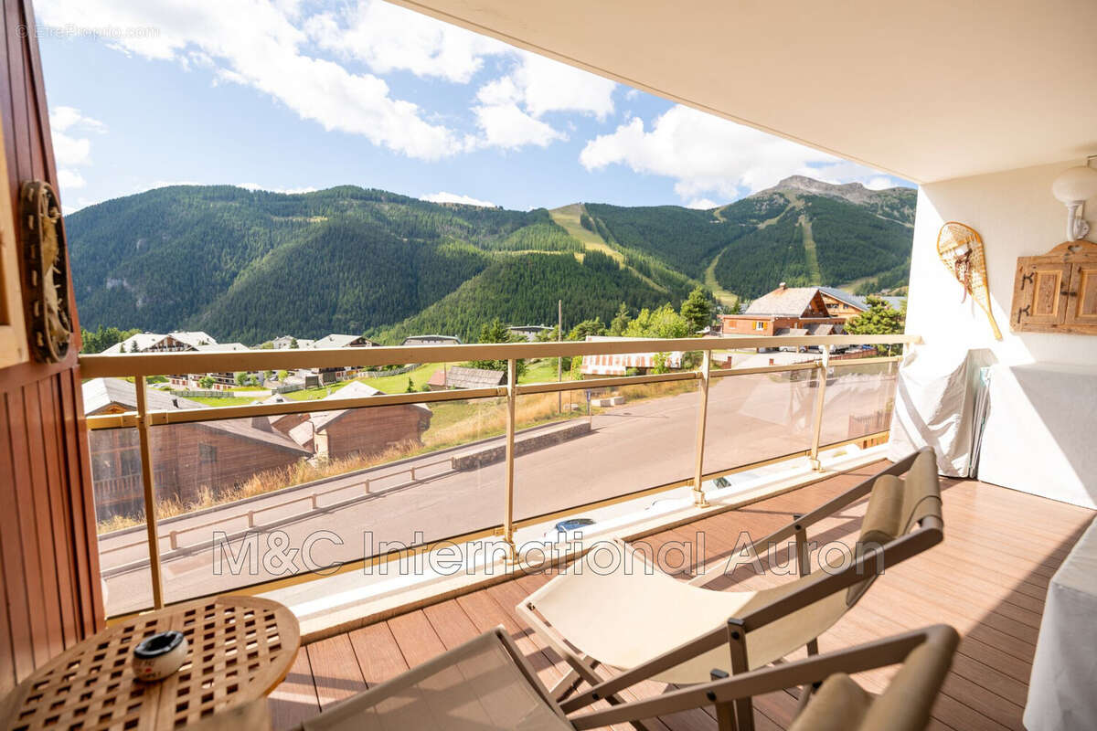 Appartement à SAINT-ETIENNE-DE-TINEE