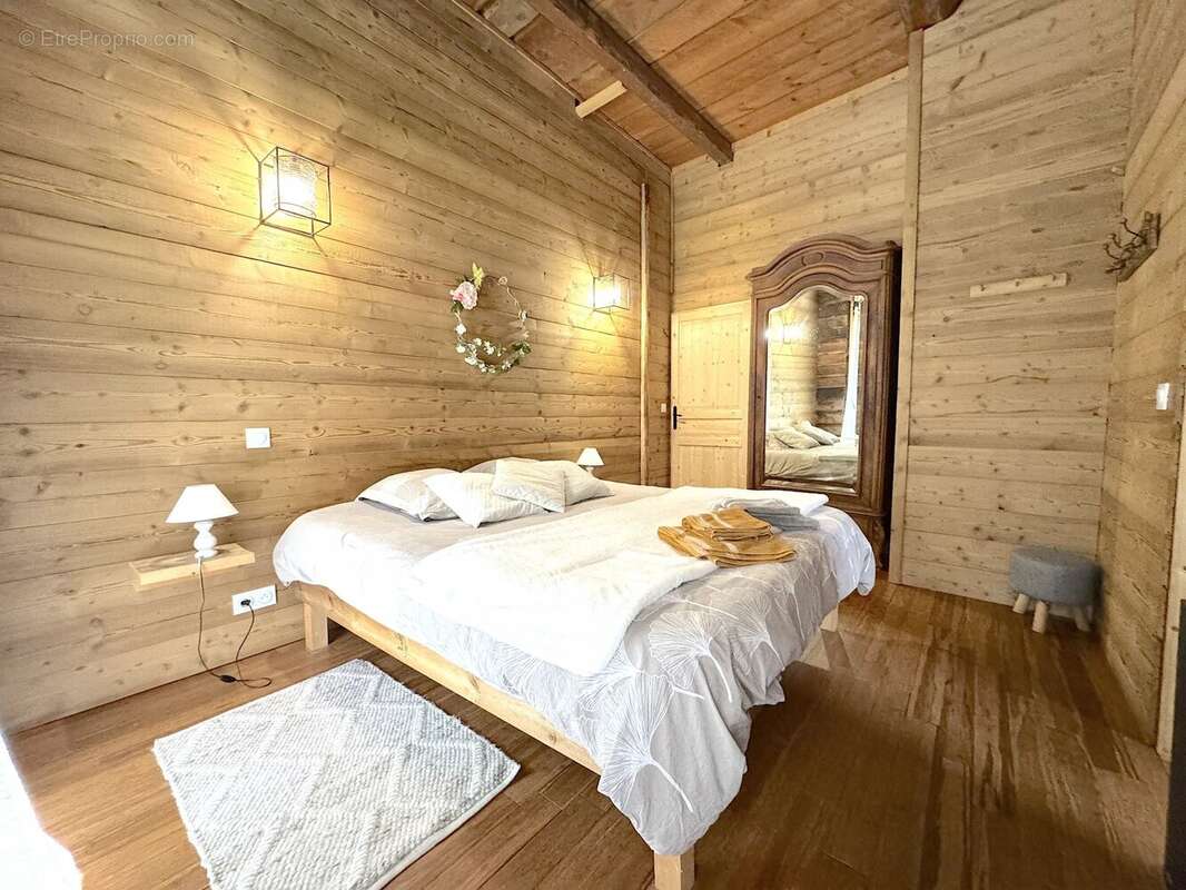 Maison à ALBIEZ-MONTROND