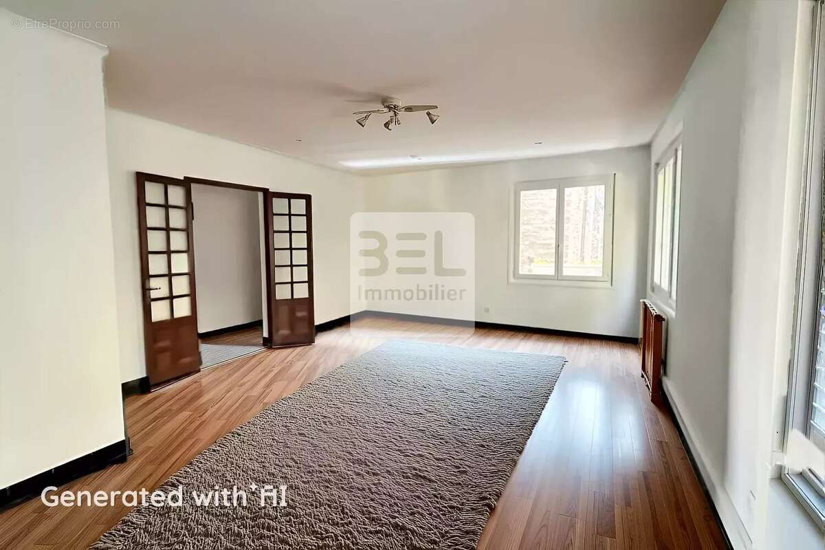 Maison à LAUDUN-L&#039;ARDOISE