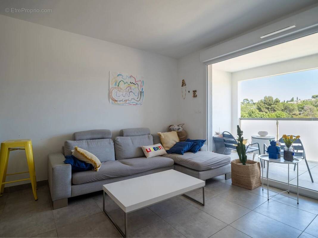 Appartement à MARSEILLE-13E