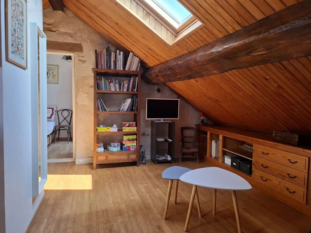 Maison à SAINT-CHERON