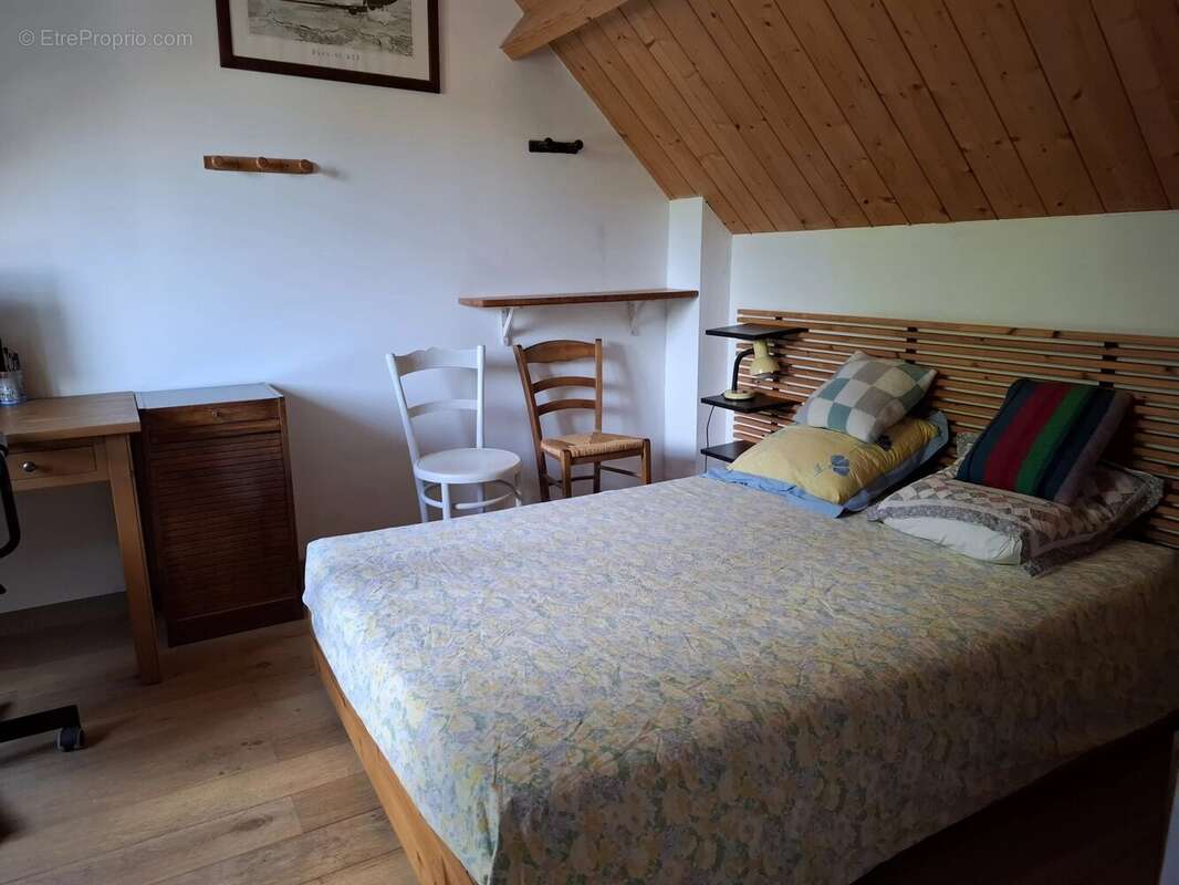 Maison à SAINT-CHERON