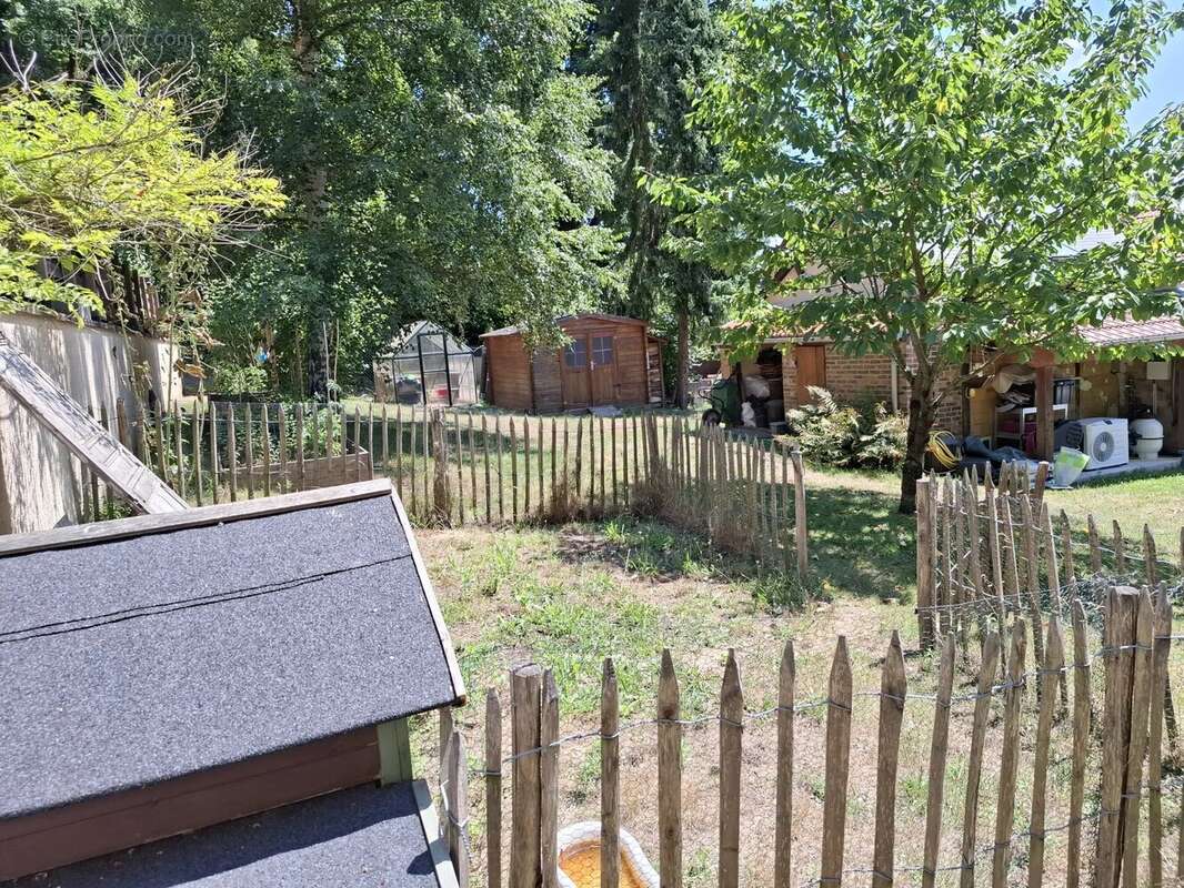 Maison à SAINT-CHERON